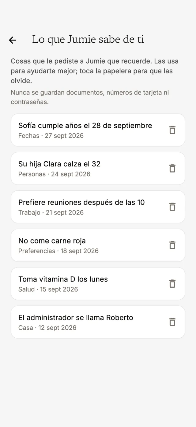Lo que Jumie sabe de ti: datos guardados, cada uno con papelera