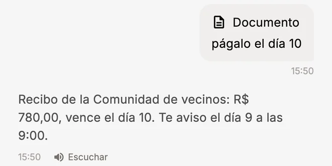 Conversación: foto de un recibo con 'págalo el día 10' y la respuesta de Jumie con importe, vencimiento y aviso